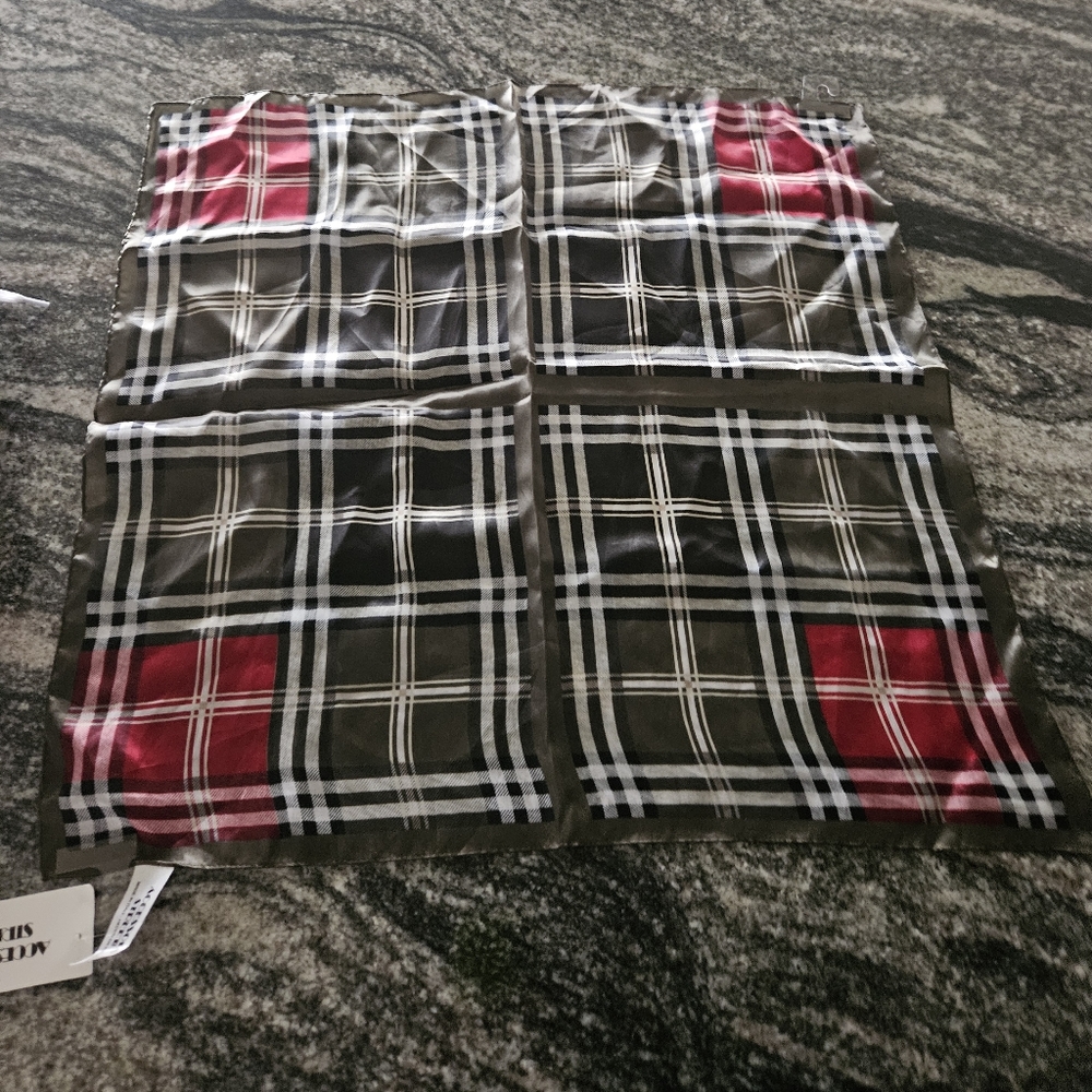 Plaid Patterned Scarf